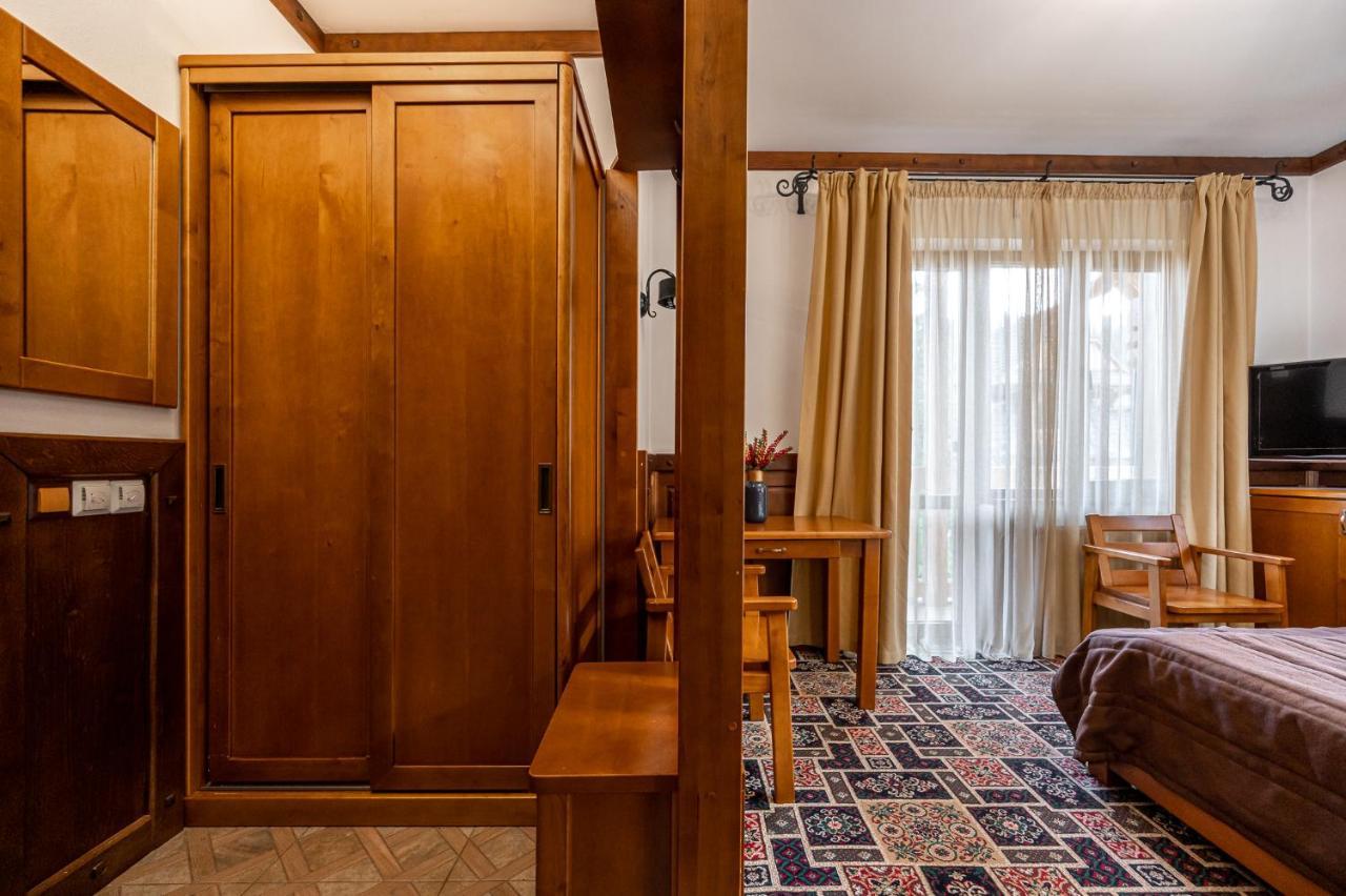 Tatariv Deluxe Hotel Zewnętrze zdjęcie