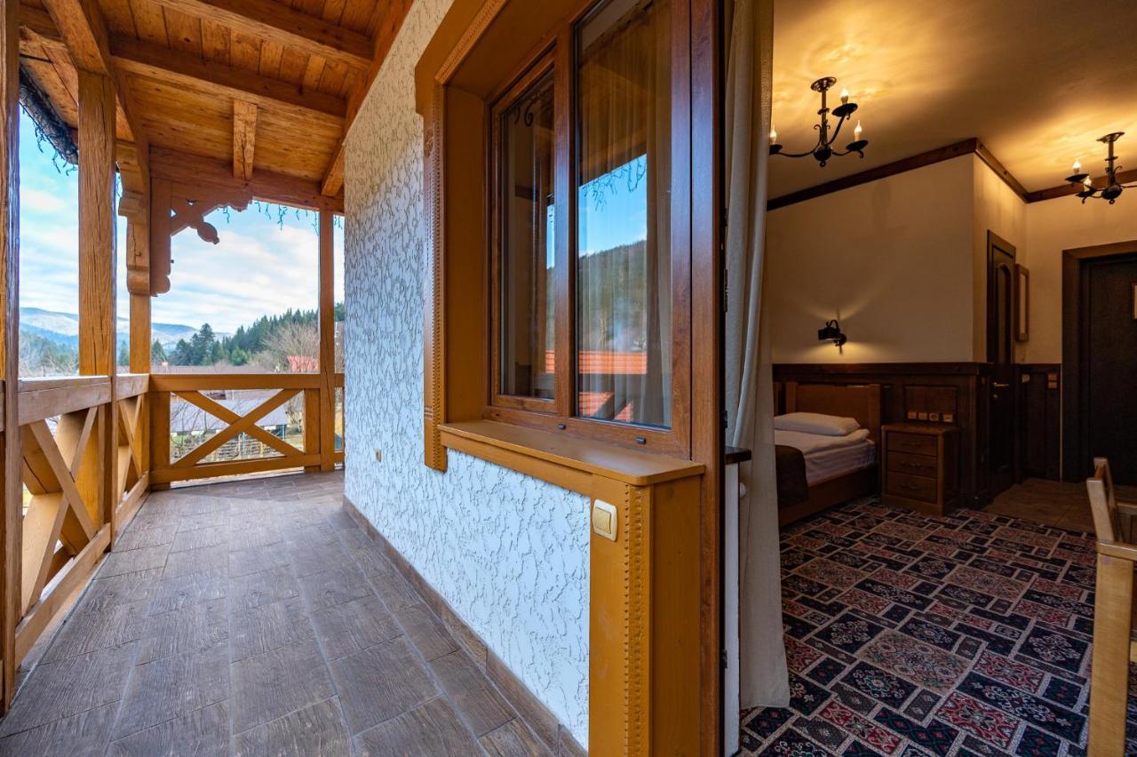 Tatariv Deluxe Hotel Zewnętrze zdjęcie