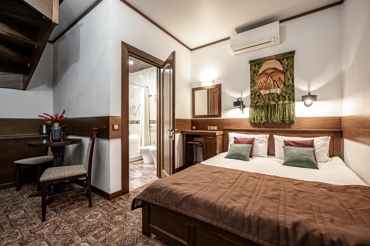 Tatariv Deluxe Hotel Zewnętrze zdjęcie
