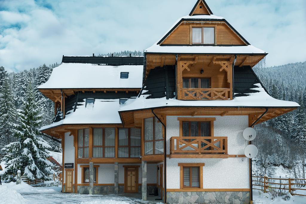 Tatariv Deluxe Hotel Zewnętrze zdjęcie